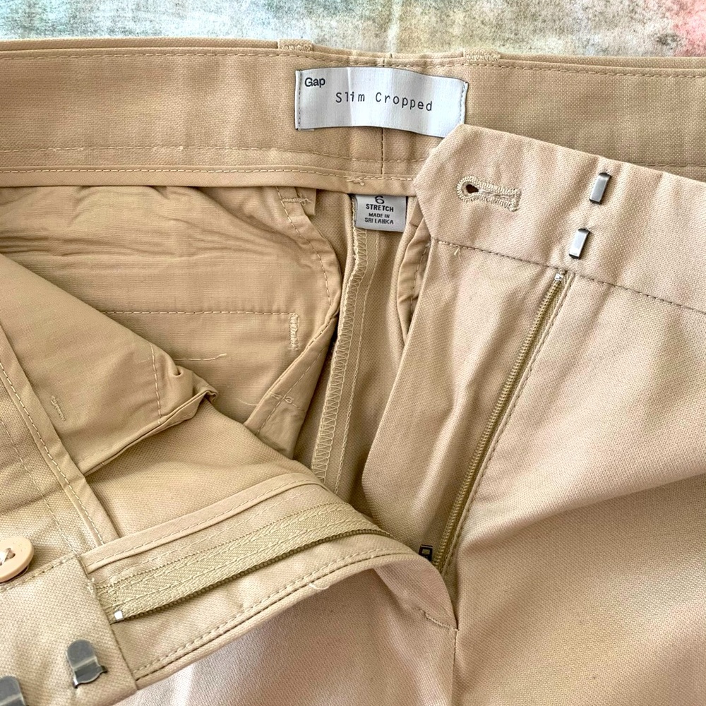 Gap Slim Cropped Stretch Ankle Chino, size 6